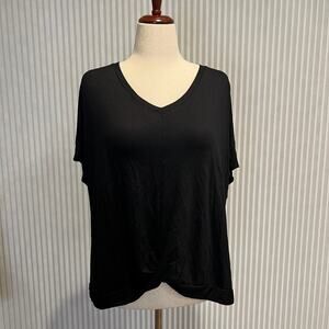 KORYE Women's V-Neck Twist Front Top Size 1X In Black